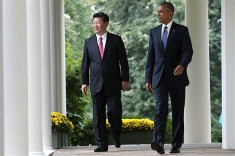 how tall is xi jinping.